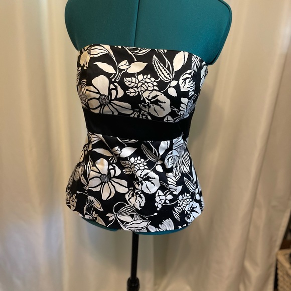 White House Black Market Tops - Sexy strapless top from White House black market